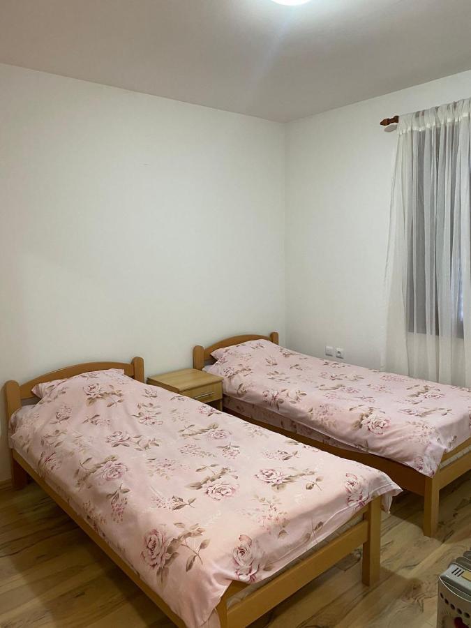 Guest House Kankaras Žabljak エクステリア 写真